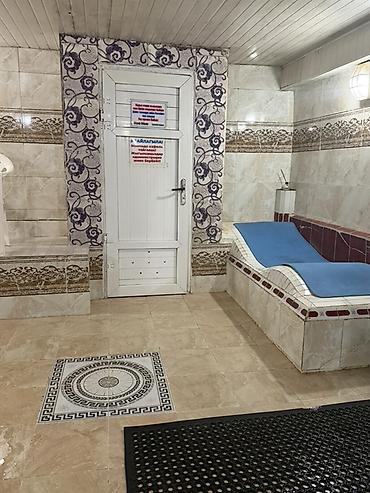 Бани, сауны, SPA: - Просторный мойчный зал, облицованный кафелем, с антискользящими — 2