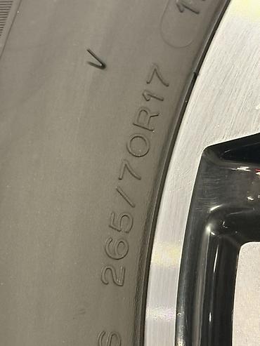 315 70 17: Комплект колес Toyota на дисках
Michelin 265/70R17 — 4