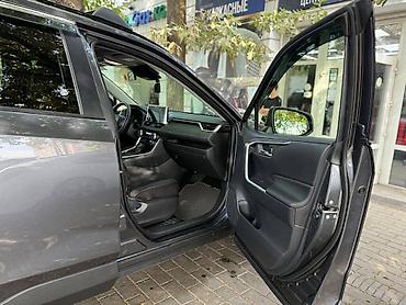 gra: Toyota RAV4: 2024 г., 2.5 л, Вариатор, Гибрид, Кроссовер — 10