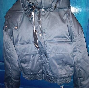 zimske ženske jakne: Pull and Bear, L (EU 40), Single-colored, With lining