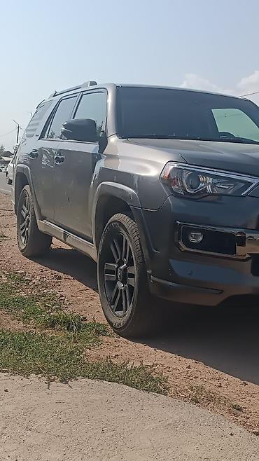 Toyota: Toyota 4Runner: 2021 г., 4 л, Автомат, Бензин, Внедорожник — 5