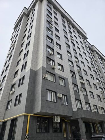 сдаю 3 ком кв: 3 комнаты, 98 м², Элитка, 12 этаж, Дизайнерский ремонт