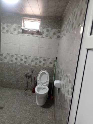 Həyət evləri və villaların satışı: 5 otaqlı, 140 kv. m, Orta təmir — 4