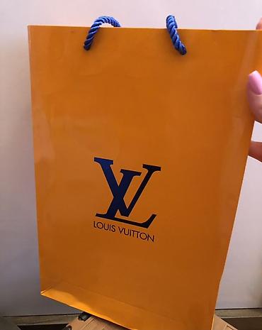 Hicab: Məhsul Hezi Aslanov metrosu yaxınlığında, 245‑ci məktəbin qarşısında — 9