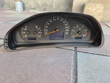 диски на мерседес 210: Mercedes-Benz W210, 2000 il, Orijinal, Almaniya, İşlənmiş