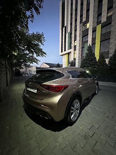 Infiniti: Infiniti : 2017 г., 2 л, Робот, Бензин, Кроссовер — 4