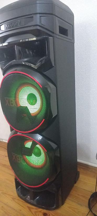 mp3 fm modulator: LG XBOOM partı kolon sistemi - Model: LG XBOOM (üst paneldə “LG Home — 4