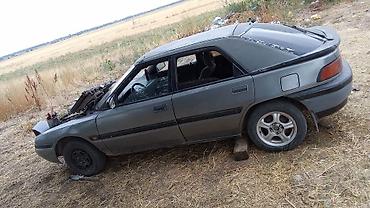 Транспорт: Mazda 323: 1989 г., 1.6 л, Механика, Хэтчбэк — 3