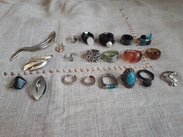 Наборы украшений: БИЖУТЕРИЯ из Германии, недорого: серьги, браслеты, подвески, ожерелья at lalafo.kg — 6 Наборы украшений: БИЖУТЕРИЯ из Германии, недорого: серьги, браслеты, подвески, ожерелья — 6