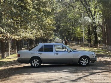 некся мотор: Mercedes-Benz W124: 1992 г., 2 л, Механика, Бензин, Седан