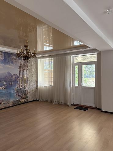 Продажа коттеджей и домов: 5 и более комнат, 283 м², 256 соток, Бишкек, 12 мкр Риэлтор — 26