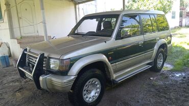 Мини-тракторы Mitsubishi Pajero: 2.5 л | 1992 г. 30000 км Внедорожник