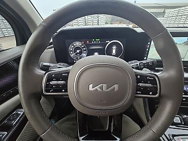 Kia: Kia Carnival: 2021 г., Минивэн — 11