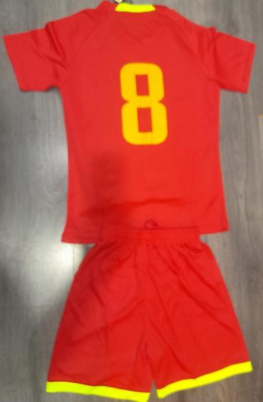 galatasaray forma satışı: Qırmızı-sarı futbol forması dəsti - Dəst: köynək + şort - Rəng — 1