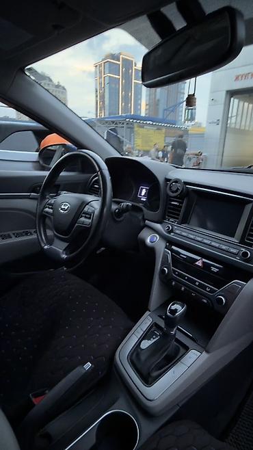Унаа: Hyundai Elantra: 2017 г., 2 л, Автомат, Бензин, Седан — 4