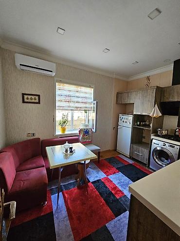 Həyət evləri və villaların satışı: Təcili Satış 5 sotda 3 ev🏠 2 sotda 2 mərtəbə ev hər mərtəbənin — 2