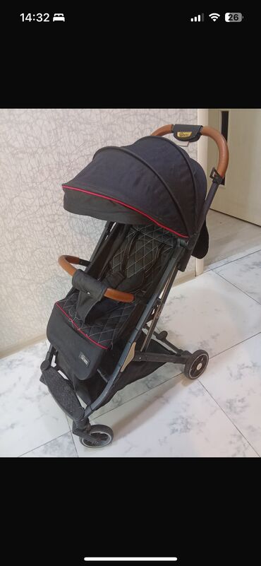 Gəzinti arabaları: Klassik gəzinti arabası, İşlənmiş, Cins: Qız, Yaş: 30 ay, Ünvandan götürmə, Pulsuz çatdırılma, Ödənişli çatdırılma