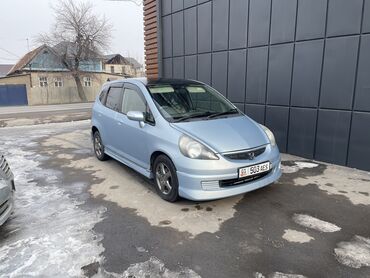 Honda: Honda Fit: 2004 г., 1.5 л, Вариатор, Бензин, Хэтчбэк