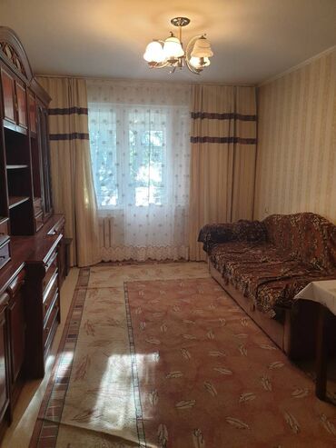 сдаю квартиру в центре бишкек: 3 комнаты, Собственник, Без подселения, С мебелью частично