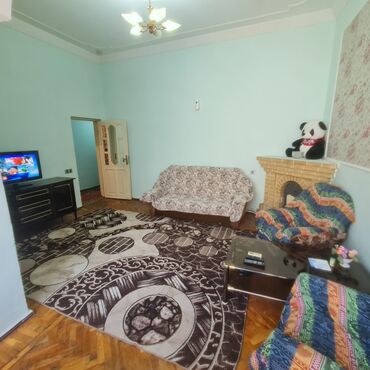 Günlük kirayə mənzillər: 2 otaqlı, Səbail r. r-nu — 11