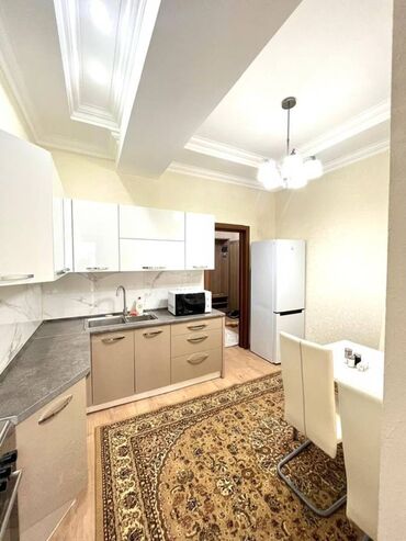 кок добо: 2 бөлмө, Кыймылсыз мүлк агенттиги, Чогуу жашоосу жок, Толугу менен эмереги бар