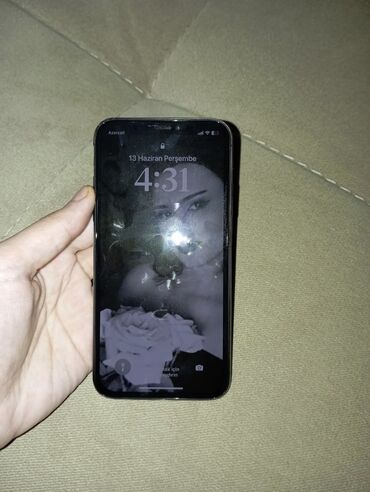 iphone x qiymeti 2 ci el: IPhone X, 64 ГБ, Черный, Битый, Face ID