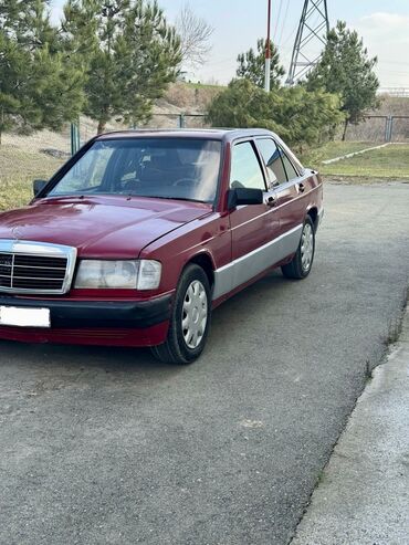 Mercedes-Benz: Mercedes-Benz 190: 1.8 l | 1991 il Sedan