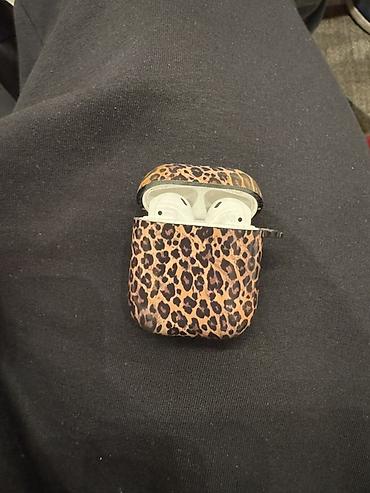 Qulaqcıqlar: İşlənmiş Simsiz (Bluetooth) Qulaqcıqlar, Apple, rəng - Ağ -da lalafo.az — 4 Qulaqcıqlar: İşlənmiş Simsiz (Bluetooth) Qulaqcıqlar, Apple, rəng - Ağ — 4