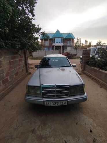 Mercedes-Benz: Mercedes-Benz W124: 1990 г., 2.3 л, Механика, Бензин, Седан