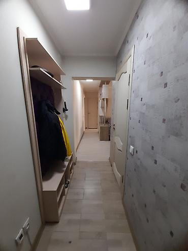 сдаю 4 комнатную квартиру: 3 комнаты, 55 м², 104 серия, 5 этаж, Евроремонт — 2