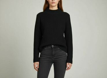 pull and bear swetry: Pieces, Women`s sweater, size L