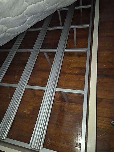 matras taxt ucun: İşlənmiş, İkinəfərlik çarpayı, Bazalı, Matras ilə, Siyirməsiz, Azərbaycan — 4