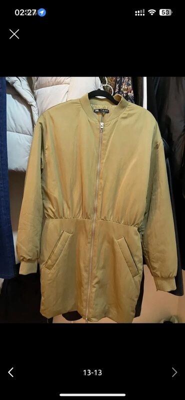 Otaq bitkiləri: Zara devetüyü rəngli, uzunqol bomber don. Ön hissədən — 9