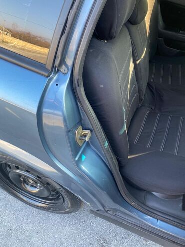 Opel: Opel Astra: 1.6 l | 1998 il 531428 km Sedan — 6