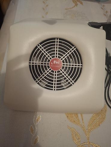 ventilatör: Manikür üçün toz yığan cihaz + masaya bərkidilən LED işıq - — 2