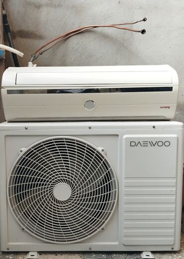 eurolux kondisioner: Kondisioner AC Electric, İşlənmiş, 100-dən çox kv. m, Split sistem, Ödənişli quraşdırma