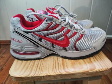 найк меркуриал: Продам Обувь Nike air torch 4.Состояние:недавно купленное.Не