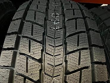 950: Зимняя японская шина. Фирма Dunlop made in Japan. Размер 275/70R16 — 2