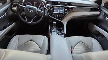 Toyota: Toyota Camry: 2018 г., 2.5 л, Автомат, Бензин, Седан — 2