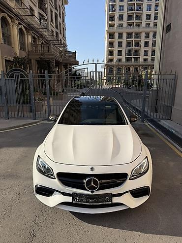 mersedes e class: Mercedes-Benz E-класс AMG: 2018 г., 4 л, Автомат, Бензин, Седан — 1