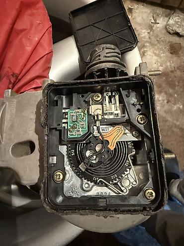 Другие автозапчасти: Запчасти на Бмв Аморты перед е34 пара-2000 сом Пружины е34 перед-1000 — 11