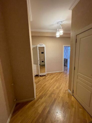 Uzunmüddətli kirayə mənzillər: Nizami Rayonu Xalqlar Dostluğu Metrosu Cıxışı Qanuni 2 otaq. Mərtəbə — 9