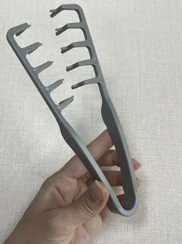 gemma косметика цена: İkiqat dişli saç darağı (2 ədəd – boz və çəhrayı) - Geniş dişli və