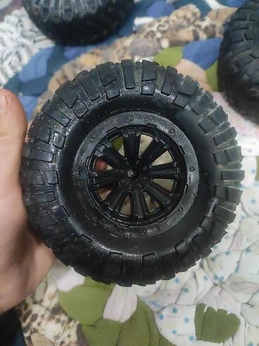 Uşaq üçün elektrik maşınları: Məhsul: RC avtomobil təkərləri (3 ədəd) Təsvir: - 1:10 tipli — 3