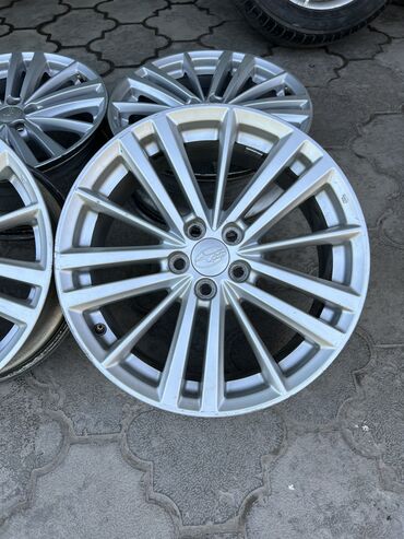 Диски: Литые Диски R 17 Subaru, Комплект, отверстий - 5, Б/у — 9