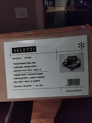 trasvarmator: Seletti “Neon Font” üçün transformator (Adapter) - Brend: Seletti - — 3