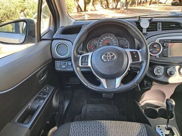Toyota: Toyota Yaris: 1.3 l. | 2014 έ. Χάτσμπακ — 19
