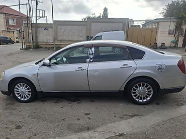 nomre satışı: Nissan Teana sedan - Kuzov: 4 qapılı sedan, iri ölçülü salon - Rəng — 8