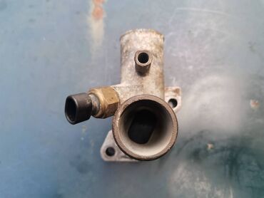 Auto delovi: Racva vode glave Lada 2121,21213,21214i Niva. Polovno, ocuano. Skinuto — 9