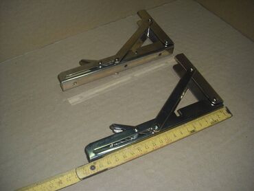 Stolovi: Mehanizam za zidne stolove i stolice Mehanizam je potpuno nov i — 12